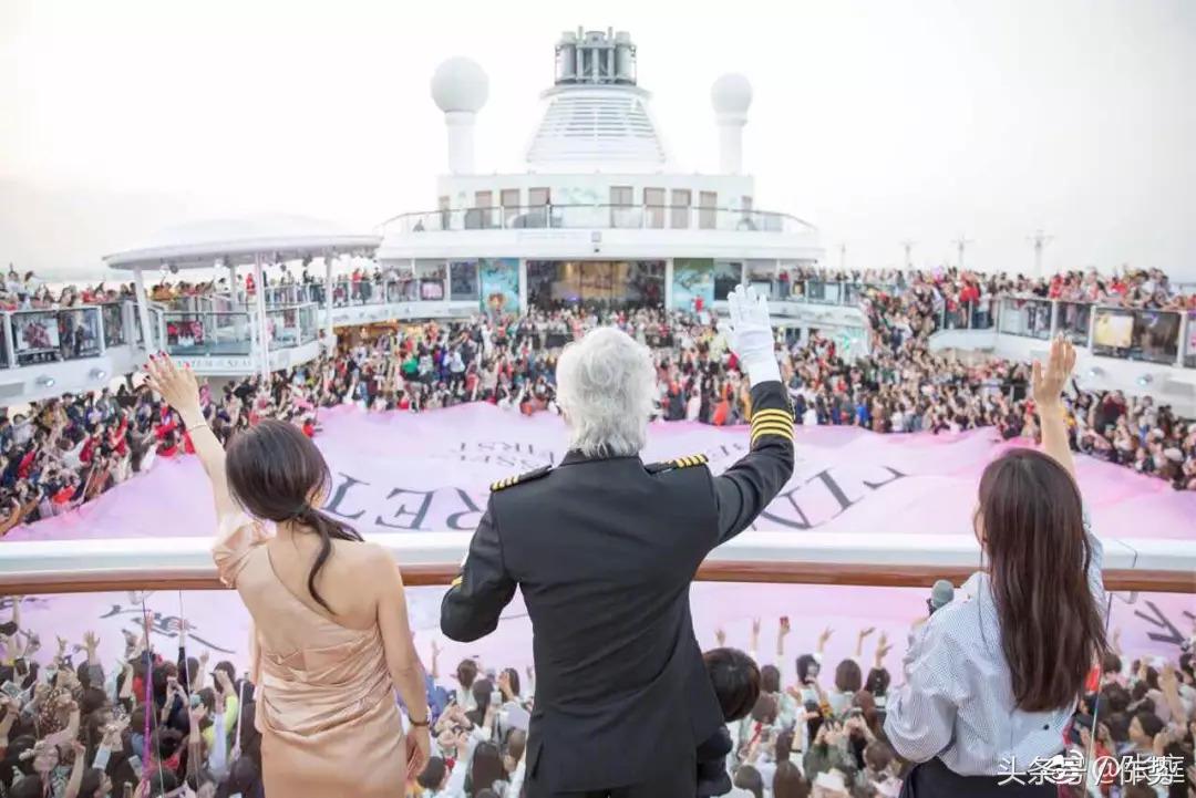 古装女神张庭，是怎么变成假鬼假怪的微商女王的？