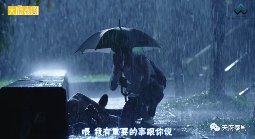 害羞什么？都是男的啊！