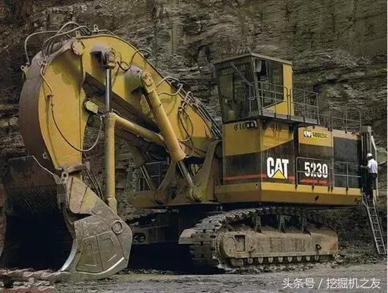 世界上最大的液压挖掘机,全球最大液压挖掘机
