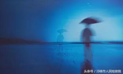 烟头说话视频,烟头啤酒瓶