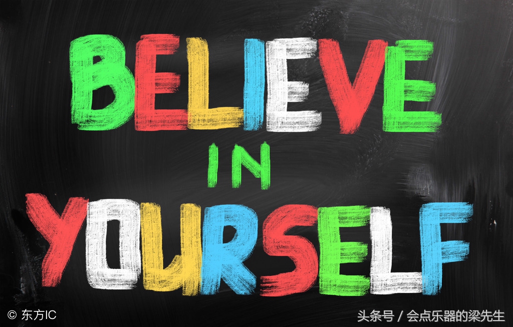 学吉他第一步应该学什么,学尤克里里对学吉他有帮助吗