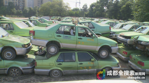 成都交警严查出租车乱象,成都克隆出租车最新查处