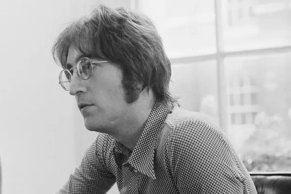 头文字d和五菱有啥关系,头文字d作者评价五菱