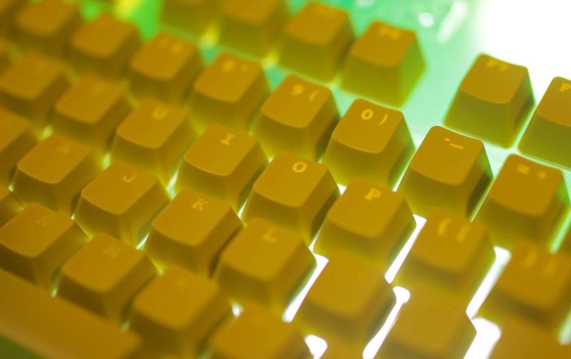 拒绝做油腻中年，浅谈键帽的那些事儿