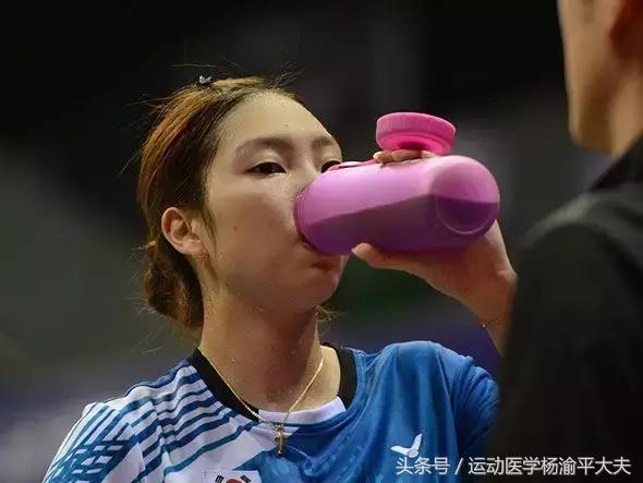 打球出汗太多怎么改善,打球如何避免过度流汗