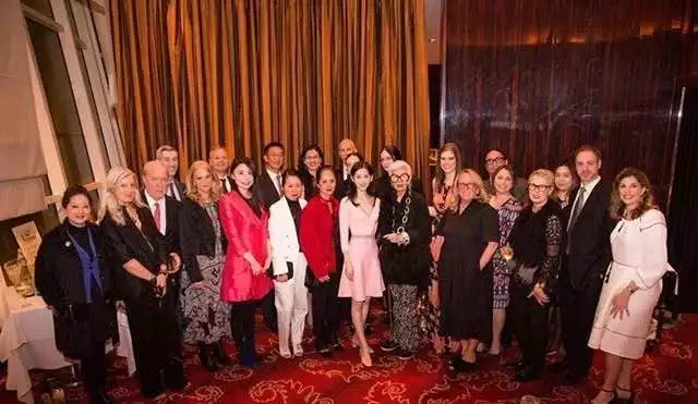 如何评价章泽天的,章泽天到底有多清醒