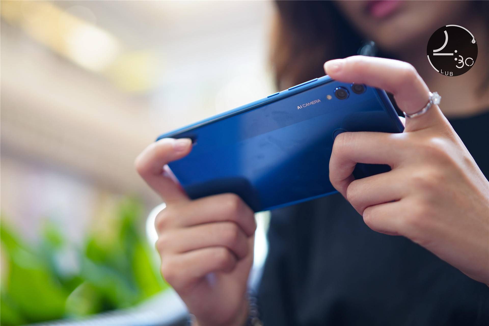 荣耀8x6g+128怎么样,荣耀8x的手机配置是多少