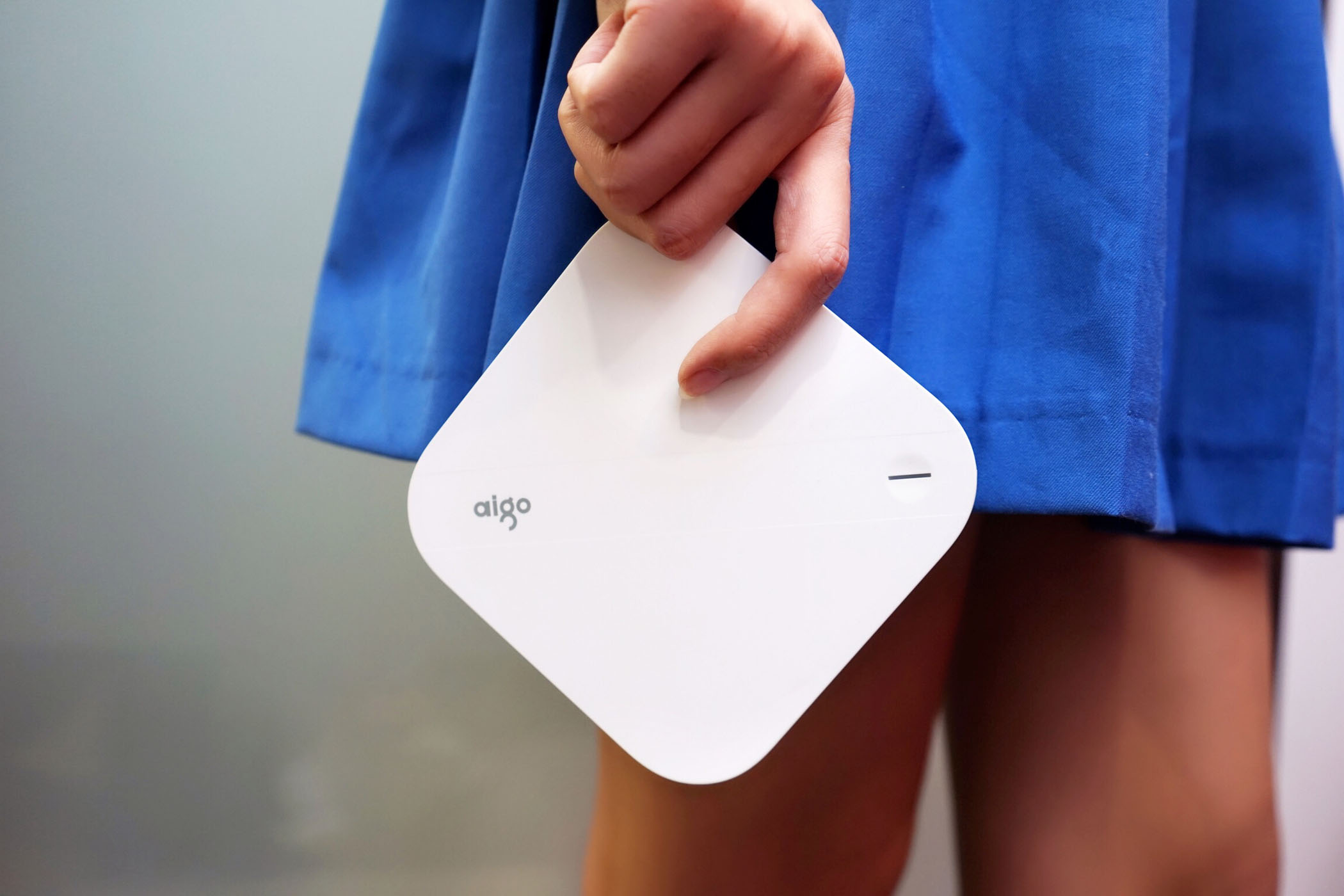 爱国者hd800g深度评测,爱国者hd800硬盘如何连接手机