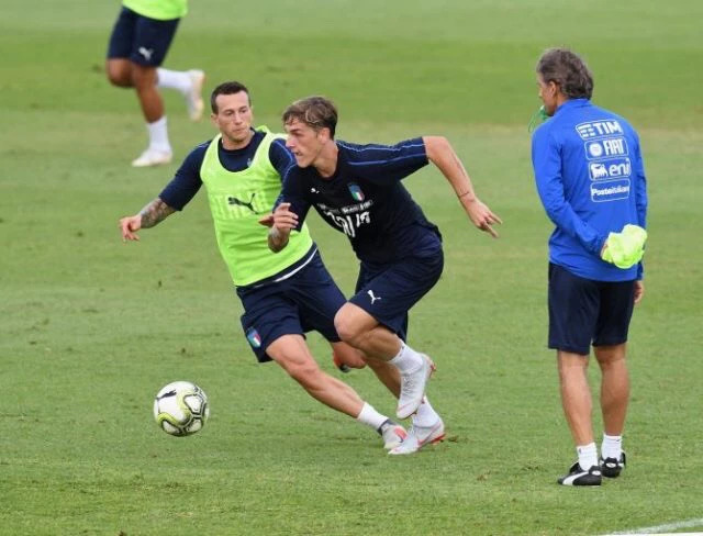 首战从巴黎开始,波兰翼骑兵首战