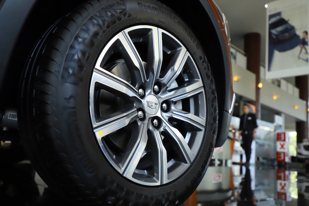 最新款凯迪拉克xt4值不值得买,2020款凯迪拉克xt4值不值得买