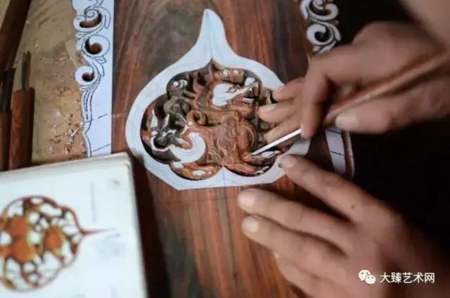 木雕与根雕的区别你知道吗,中国根雕文化与木雕的区别