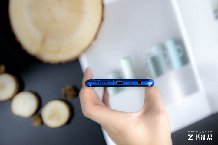 荣耀8x下巴宽度实测,荣耀8x手机技术参数