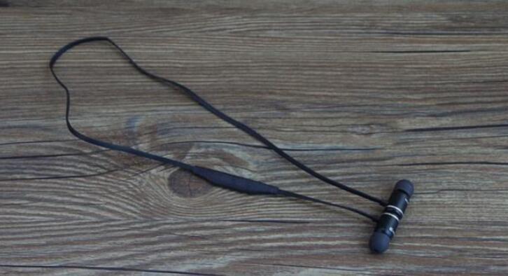 无线蓝牙运动耳机哪个品牌好,森海塞尔蓝牙颈挂耳机和索尼耳机