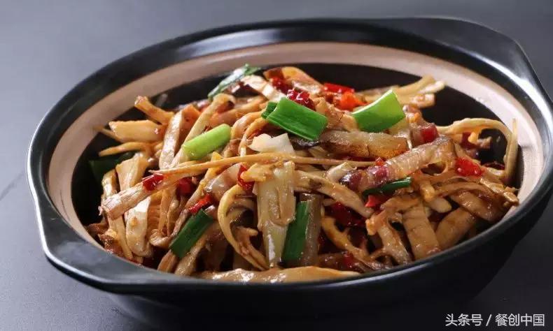 天冷了吃点热乎的砂锅,天冷的砂锅菜