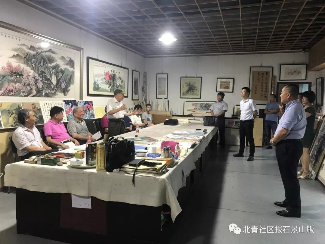 银行网点学雷锋志愿者服务图片,银行学雷锋爱心驿站