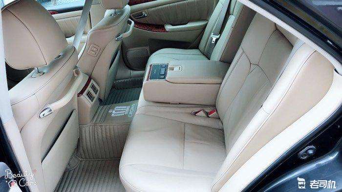 皇冠和奥迪a6l对比怎样选择,丰田皇冠sedan对比a6l