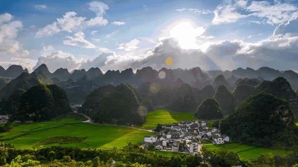 探秘贵州山水之美,探秘贵州多姿多彩的城市风光