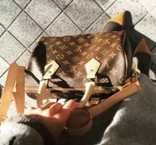 lv专柜两万多的包总是开裂,lv的鞋子怎么样才不会开裂