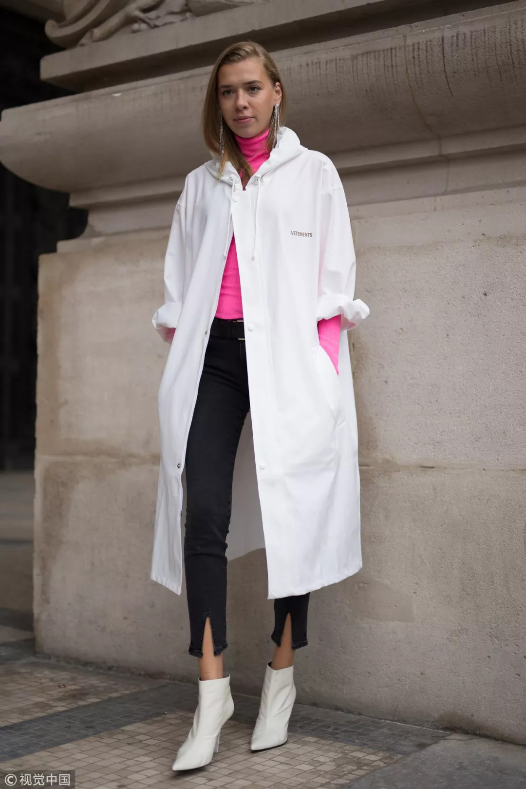 秋衣袖子长怎么卷好看,秋衣袖口怎么卷边