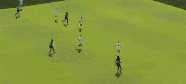 中国“女梅西”首秀，征服巴黎圣日耳曼，开启梦幻般留洋之路