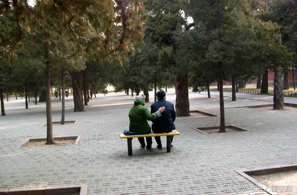 一个女孩最先感受到的温柔和浪漫,一个女人觉得什么是最浪漫的事