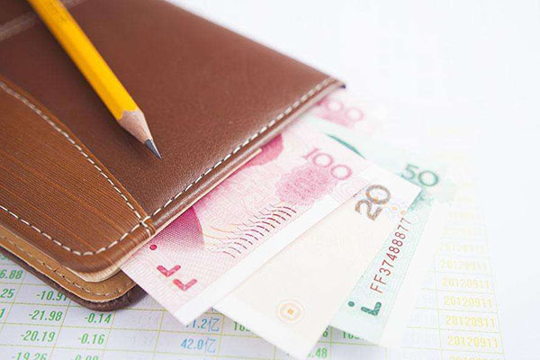 格雷厄姆成长股估值公式应用,格雷厄姆的选股公式