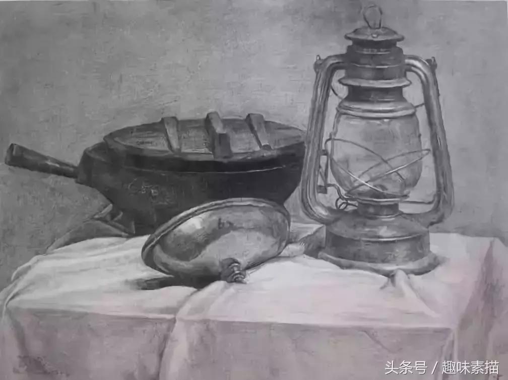 央美素描高分作品,央美高分卷素描半身像