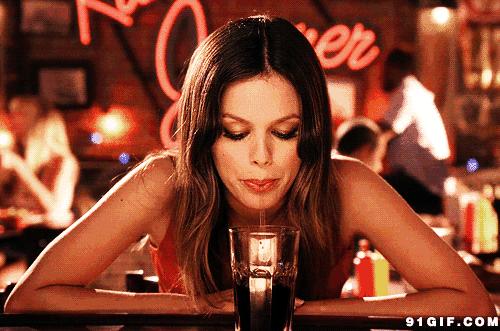 有钱就是任性！自行车我只骑爱马仕，垃圾桶我只用LV！