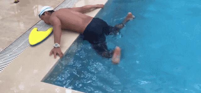 梦觉蛙泳腿部动作视频,梦觉蛙泳的正确蹬腿方法视频