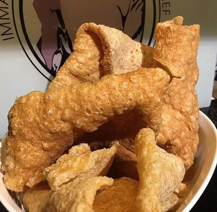 每次来泰国都要吃榴莲,在泰国买什么零食好吃