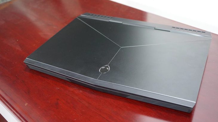 外星人alienware15r4,alienware15r4魔幻银