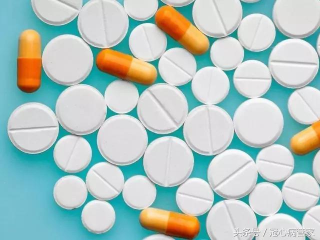 服用阿司匹林皮肤下有血点,吃了阿司匹林身体出现紫色斑块