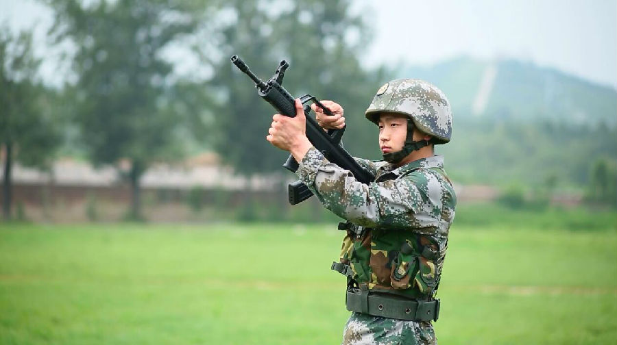 国防训练实弹射击,国防在线空中训练课