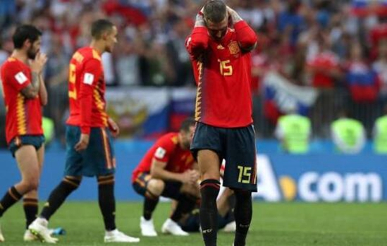 西班牙世界杯惨输,西班牙爆冷的背后