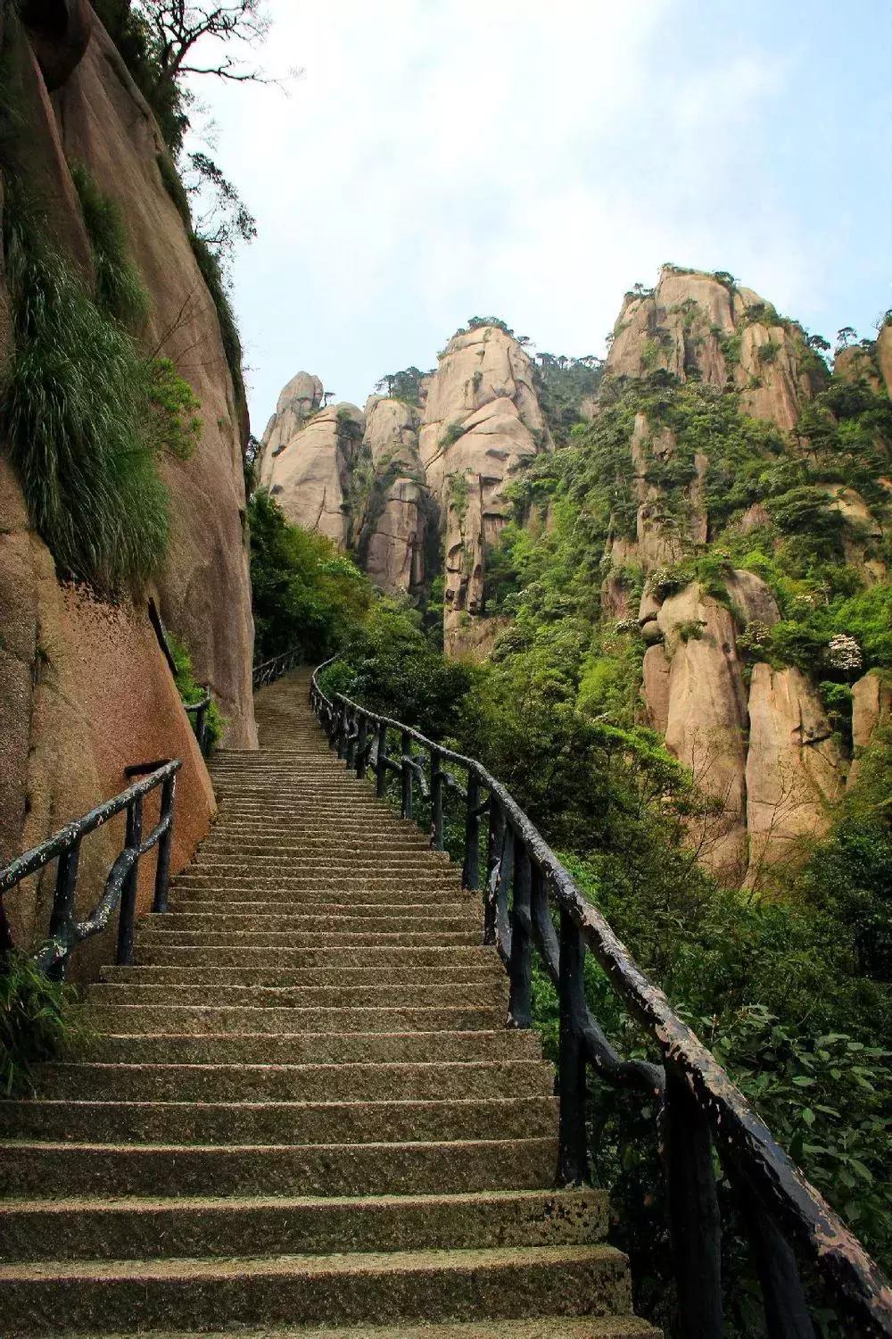 国内最美的十大海滨城市,国内最撩人的20个金秋童话