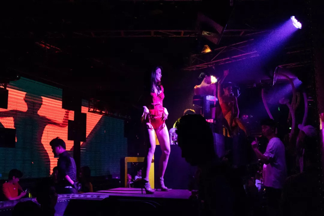 「看见惠州006期」酒吧*男舞**的夜与日