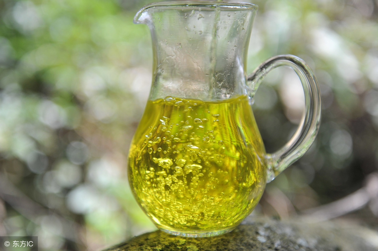 美女一天一杯茶，保持魔鬼身材另男*欲人**罢不能，还能清理体内垃圾