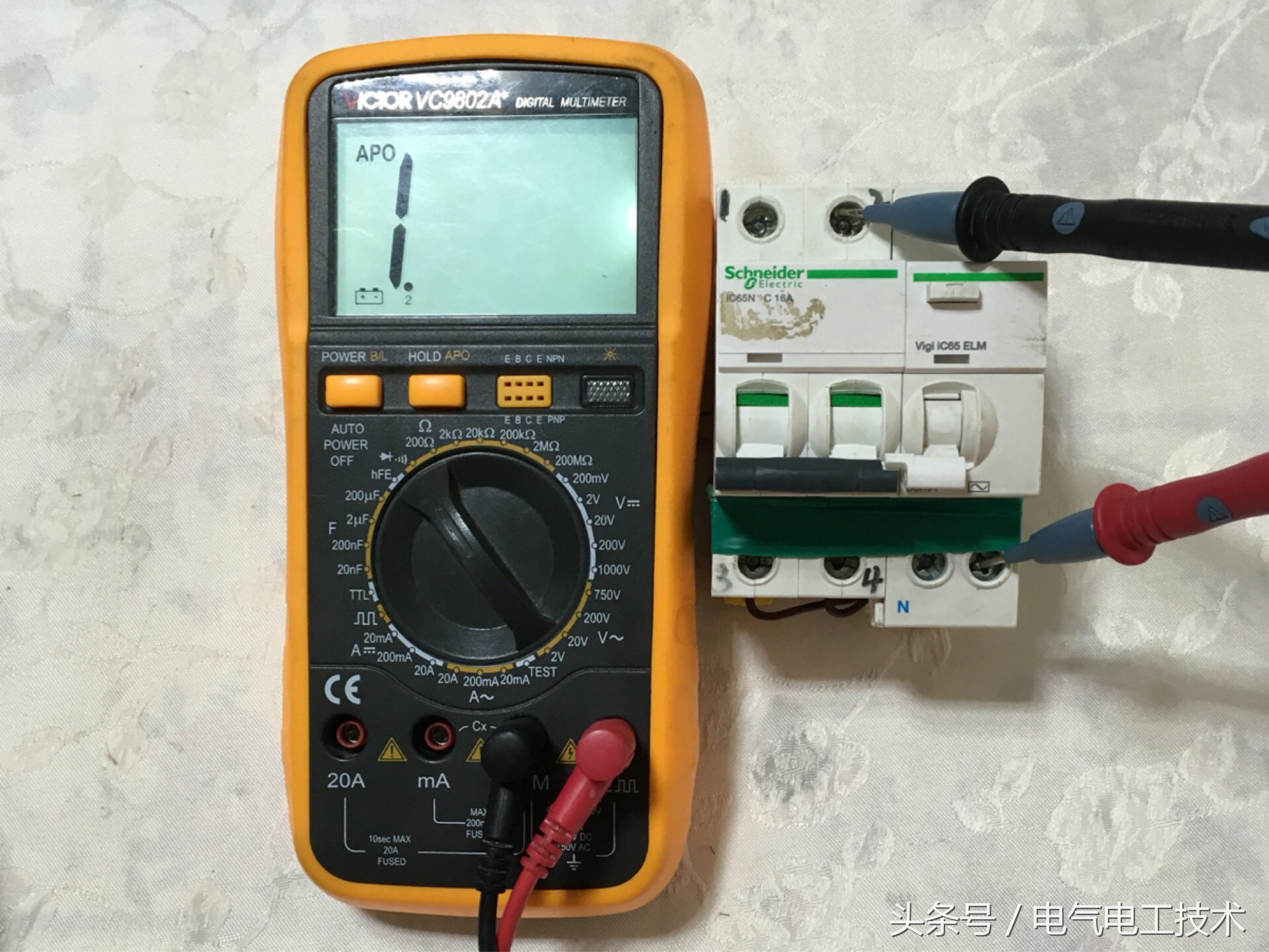 漏保怎么接线才正确,漏保左火右零接线图