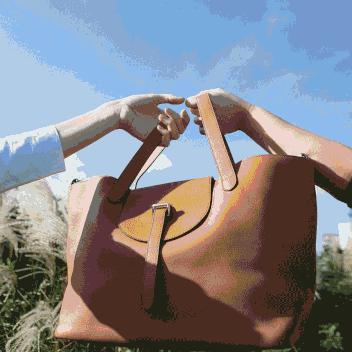 英伦风背什么包,好奇时髦精们今年都在背什么包