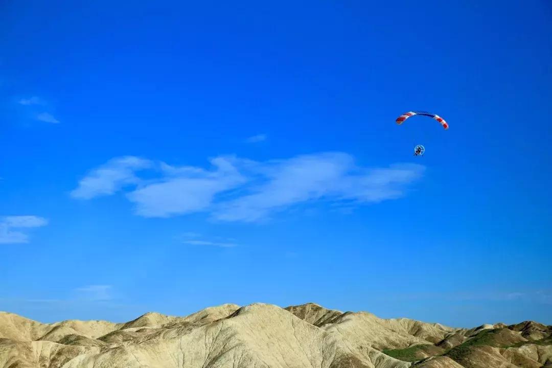 最新款比亚迪宋越野实测,比亚迪宋穿越罗布泊