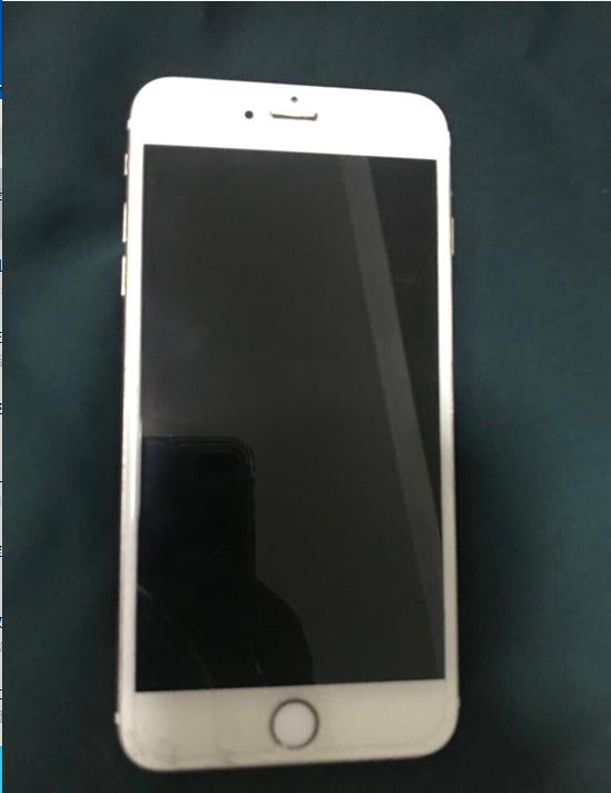 iphone手机屏幕上有黑点能买吗,iphone屏幕有黑点还能卖多少钱