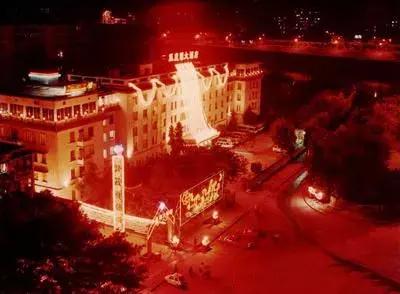 韶关老网友再公布24张照片,带你回去上世纪八九十年代的韶关