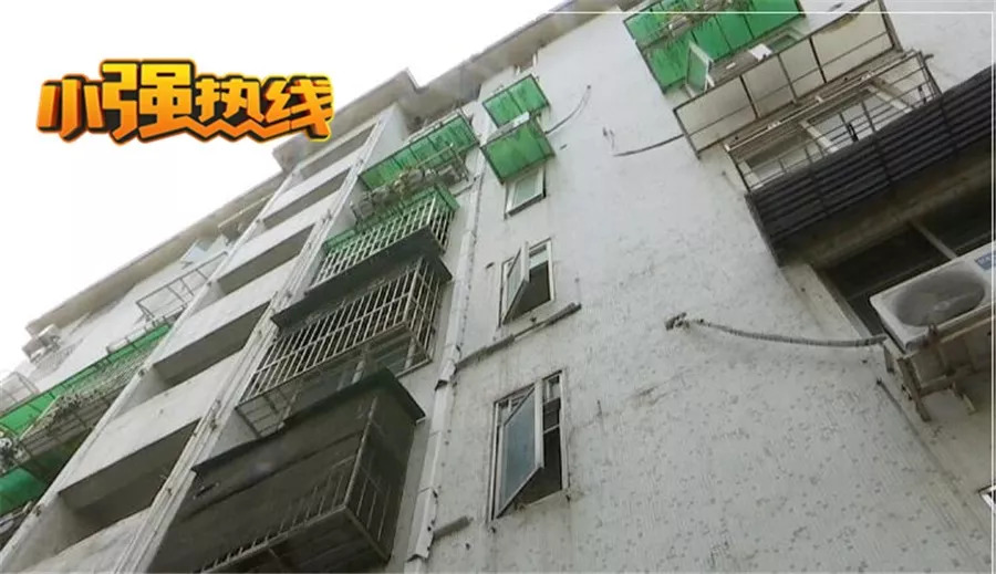 车主高空坠物砸车,高空坠物砸车找谁