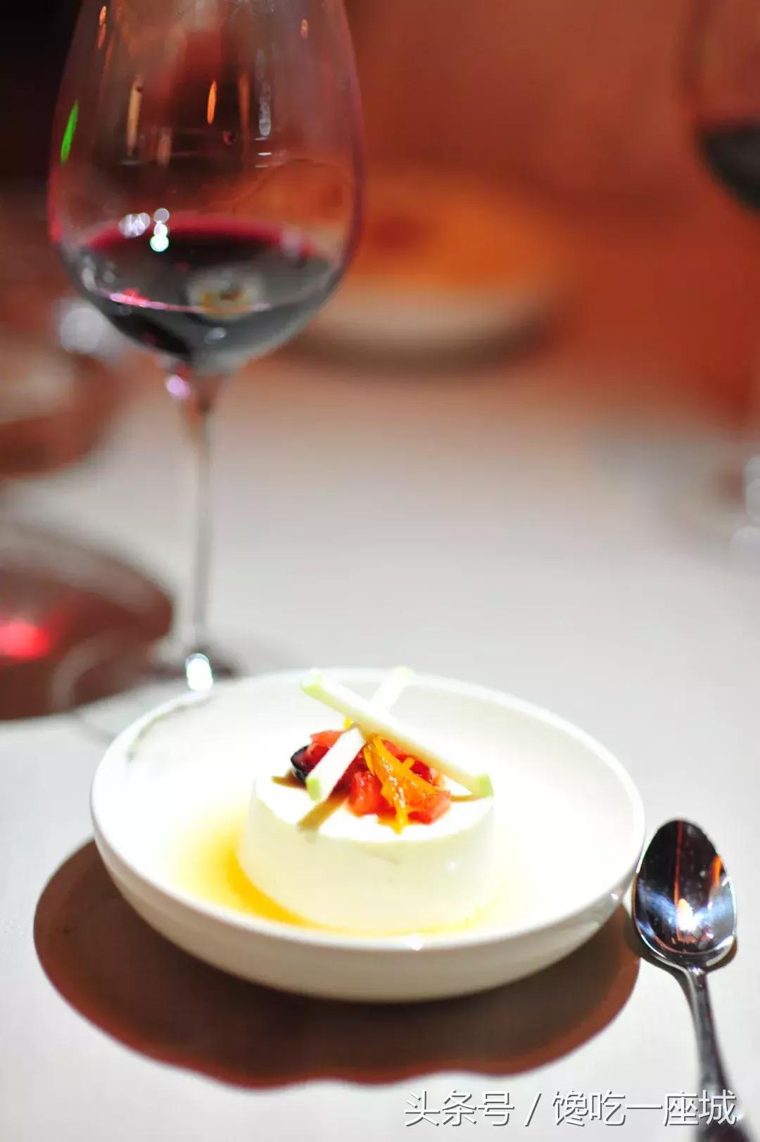 在佛山第一高的酒店举办一场浪漫奢华的法式婚宴