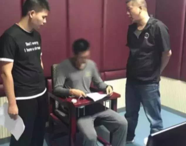 男子花80元网购奢侈品包,男子花27000元网购