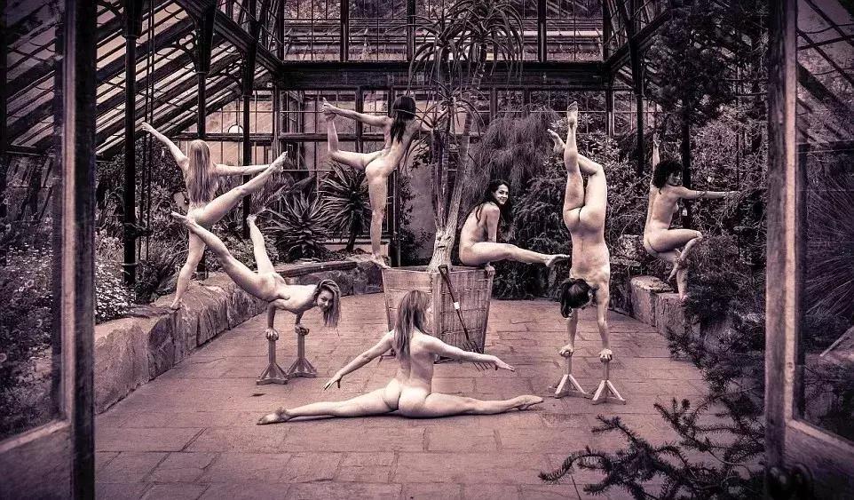 学霸为爱全果出镜？一年一度的剑桥火辣写真又来了！