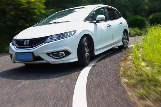 为了帮朋友省钱，我找到了性价比高的轮胎，单条售价500元左右