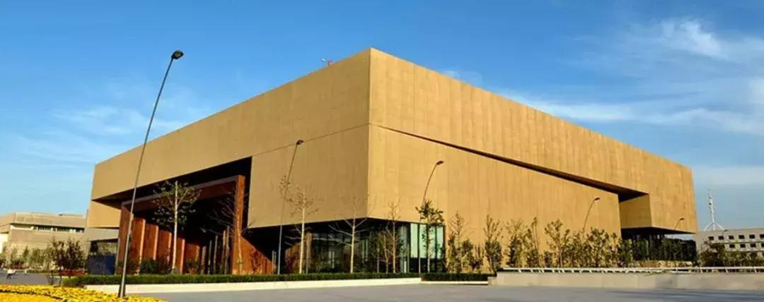 天津中华剧院演出信息,坐地铁去看天津滨湖剧院