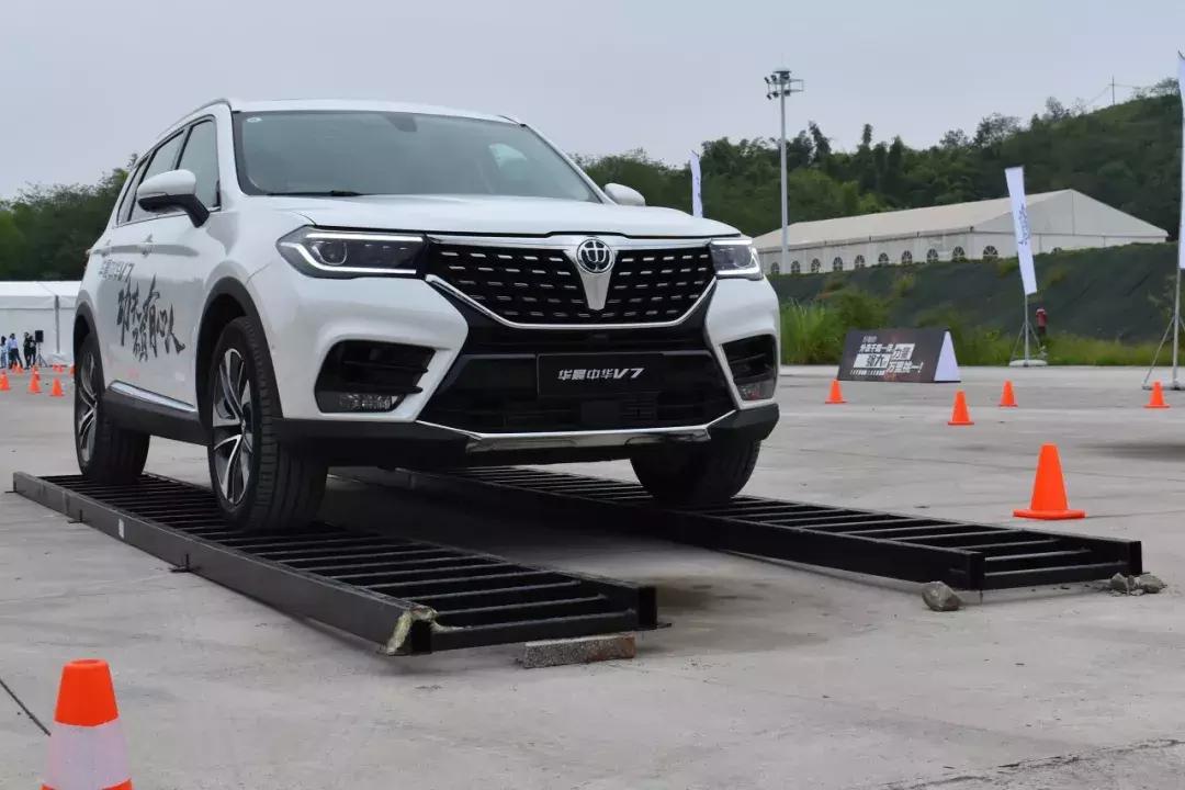 宝马发动机的性能vs本田发动机,宝马发动机性能