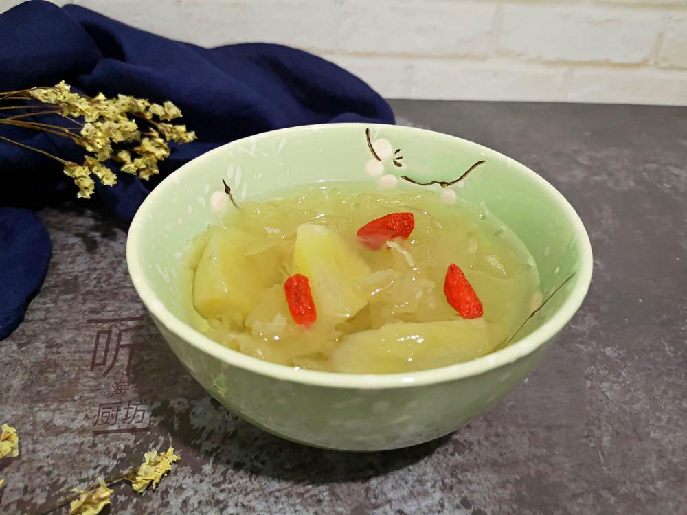 秋天天气干燥试试这款润肤养颜汤,入秋后一定要多喝这碗汤